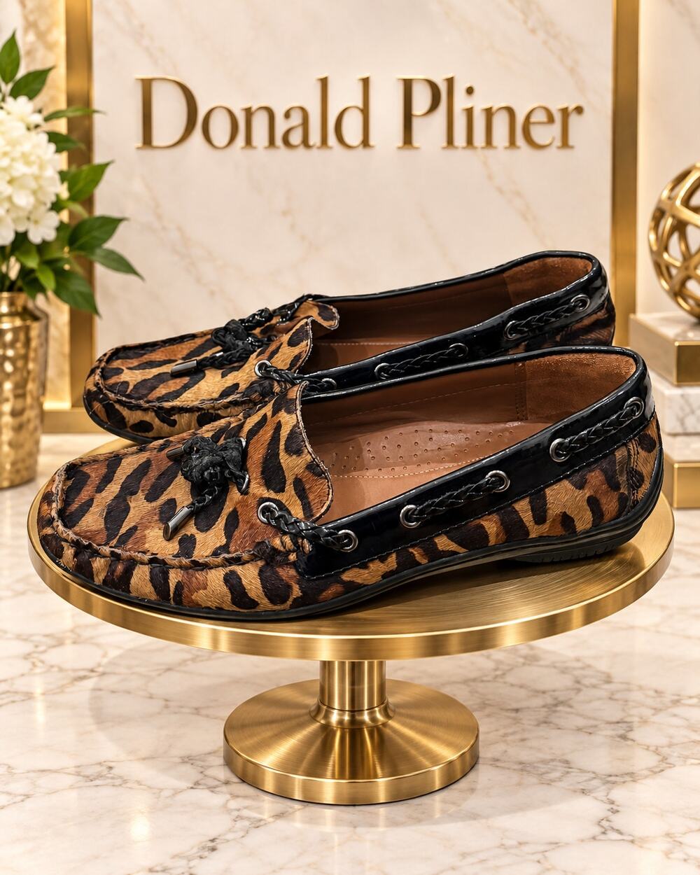 Donald J. Pliner Lacey Leopard Calf Hair Leather Loafers Women’s 7M